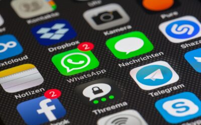 Social media e IA: come gli algoritmi influenzano le scelte degli utenti